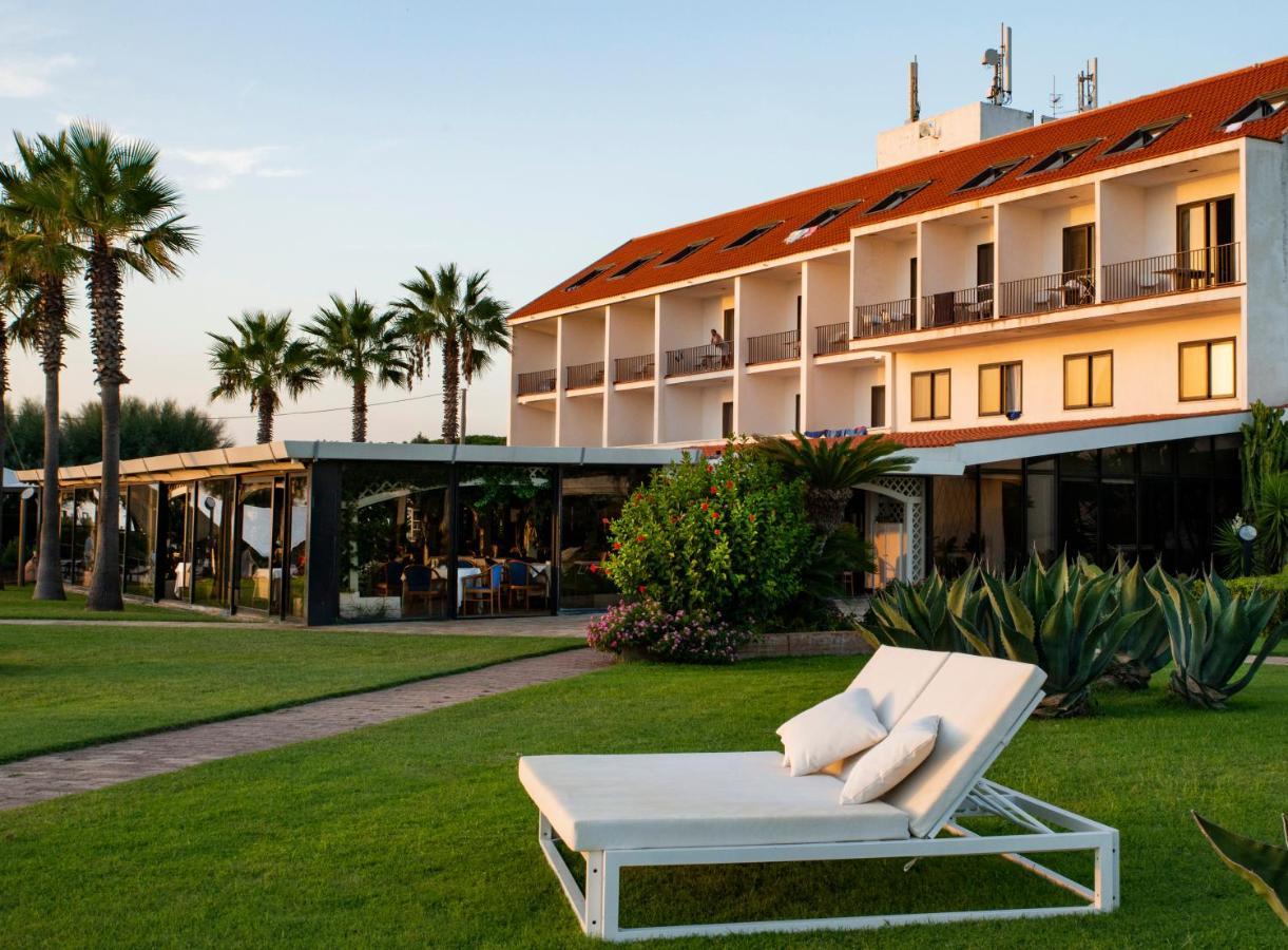 Hotel Schuhmann Паестум Екстериор снимка
